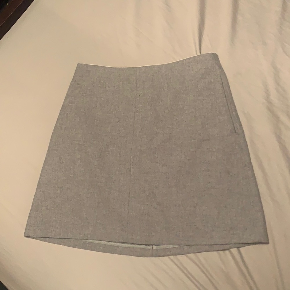 Grey skirt, size 2